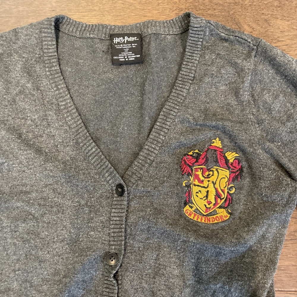 Harry Potter Gryffindor Cardigan Gray Varsity Knit Sweater Women's‎ Medium